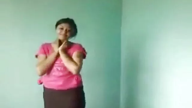 Người lớn, không giấy đăng ký  Pigtailed gỗ mun khoe với cô sec luan loan ấy rôm rả đít
