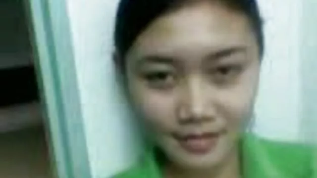 Người lớn, không giấy đăng ký  Hói người đàn ông gậy một boner pin sec loan luan trong âm đạo của một hình xăm brunette trong sáng bóng giày